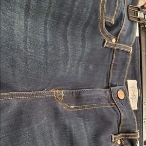 Mid rise boot jeans